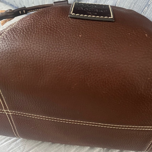 Dooney & Bourke Pebbled vintage Leather Bucket Backpack in Chocolate - Picture 6 of 16